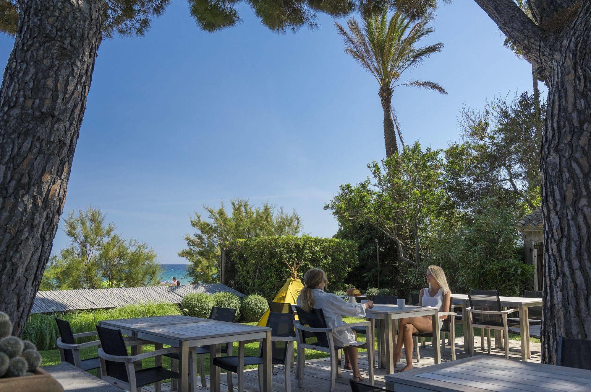 Chateau De Sable Hostal Cavalaire-sur-Mer Exterior foto